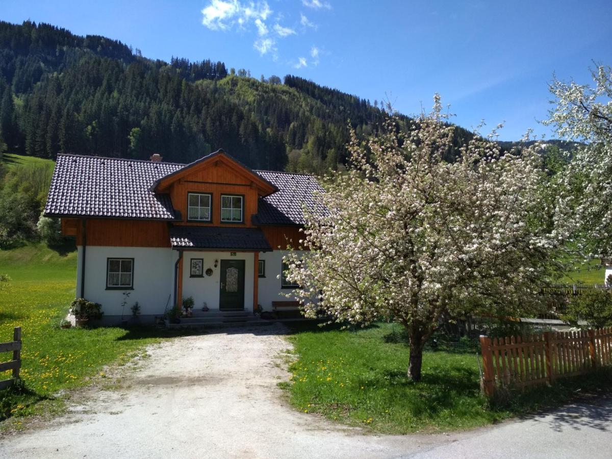 Gaestehaus Blonbauer Apartment Шладминг Екстериор снимка
